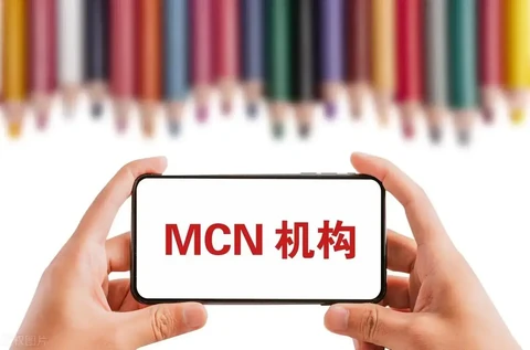 案例｜一家MCN机构如何用CreBee管理100+账号矩阵：从人工运营到规模化内容生产体系封面